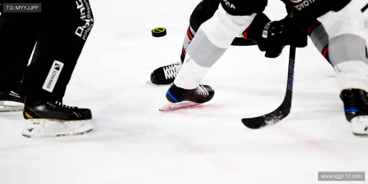 🏆冠军同款，周边好物助你闪耀赛场！